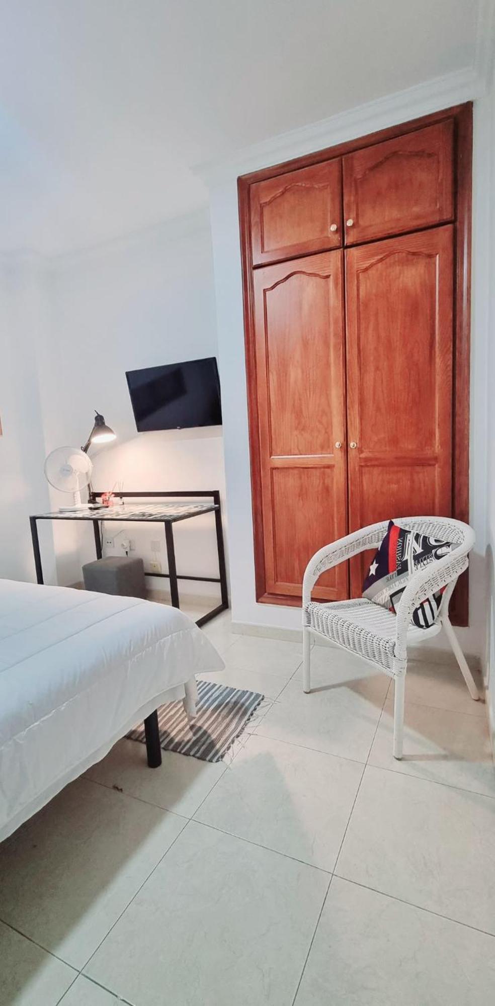 Almar We Go! Habitaciones Privadas En Alcala - Private Rooms - Pieces Privees - In Shared Apartment Εξωτερικό φωτογραφία